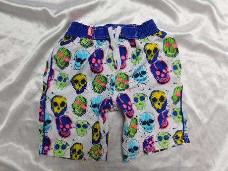 Kvalitne kratasy, rebel,110