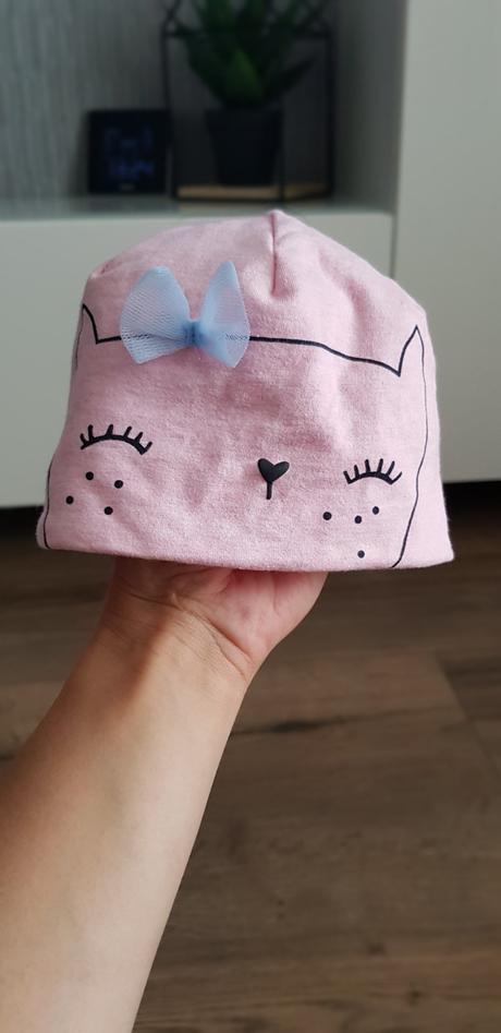 Čiapka reserved darujem, reserved,62