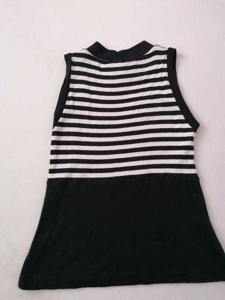 Čierno-biele tielko, 36