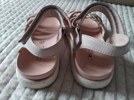 Ružove sandale, cupcake,29