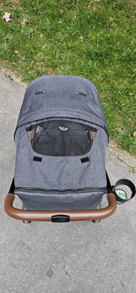 Predám kočík - buginu značky britax, britax,britax b-agile m