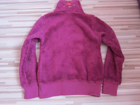 Velmi teplá mikina, 152