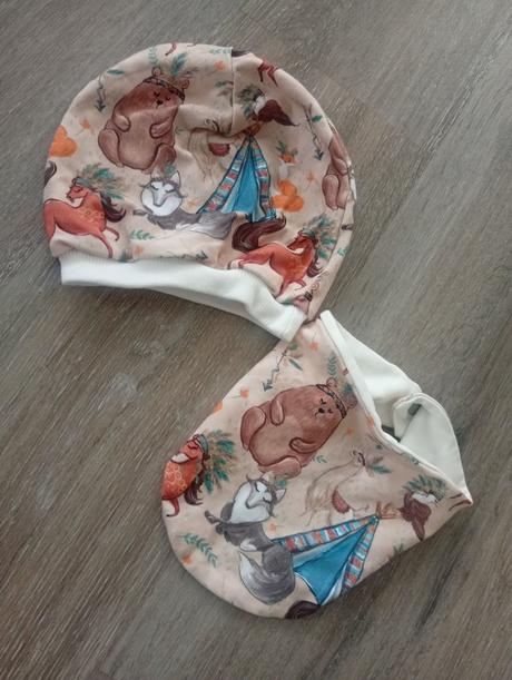 Čiapočka plus slintáčik, 80