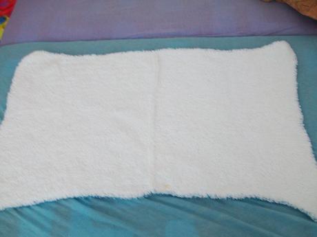 Deka rucne robena, velmi tepla biela, 