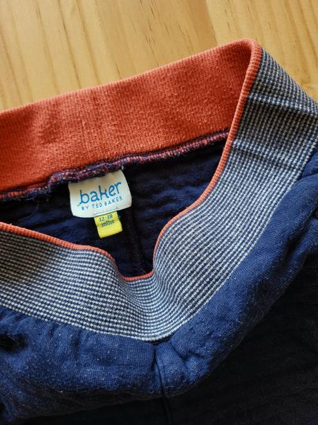 Tepláky baker na 12-18 mesiacov, 86