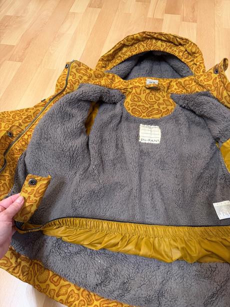 En fant zimna bunda 128, 128