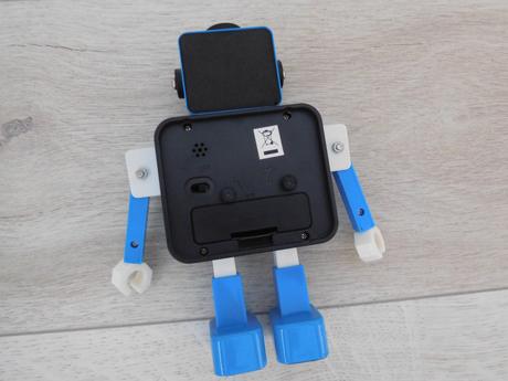 Kovové hodiny robot modrý do detskej izby,, 