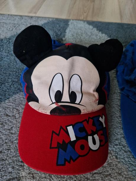 Šiltovky- labková patrola a mickey 54, nickelodeon,54