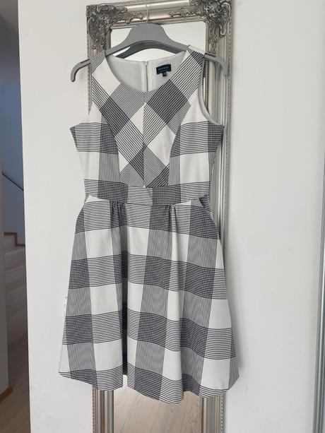 Dámske šaty v. m, reserved,m