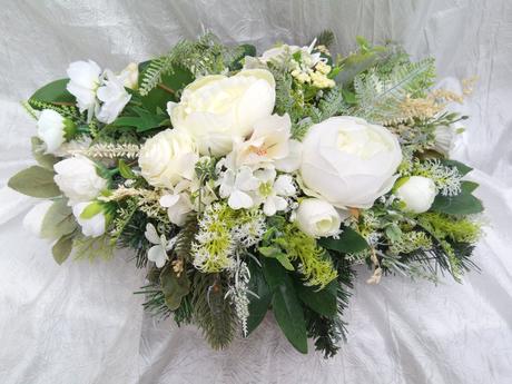 Ikebana zaťažená na hrob, 