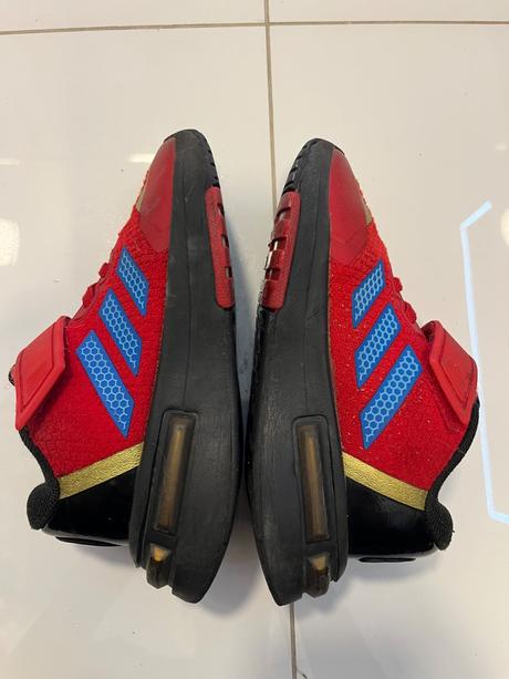 Tenisky marvel iron man, adidas,28