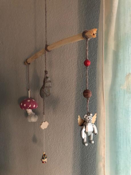 Detska hrazdička nad postielku a pod.,