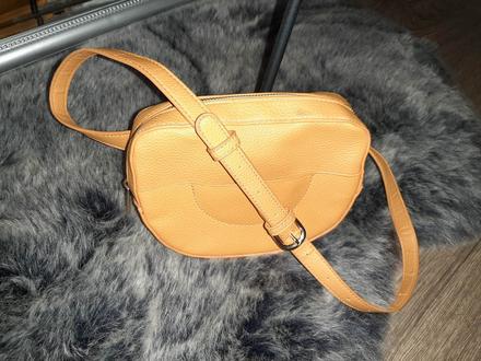 Trendy ľadvinka, cropp