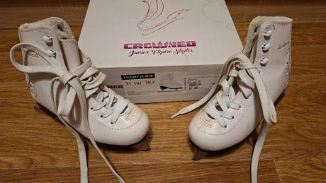 Nové kraso korčule, crowned,31