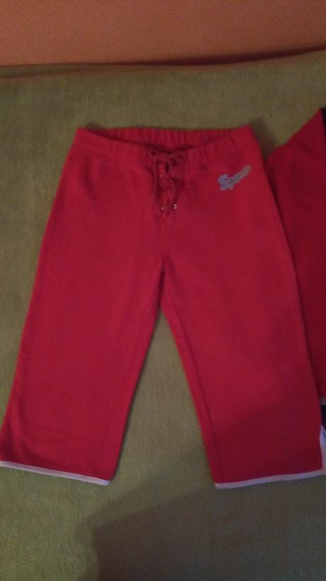 Mikina a 3/4 nohavice + tielko zadarmo, 152