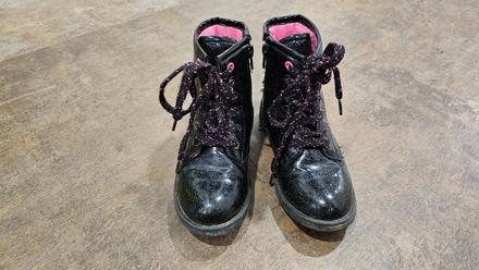 Dievčenské topánky, 31