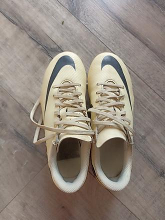 Kopačky, nike,32