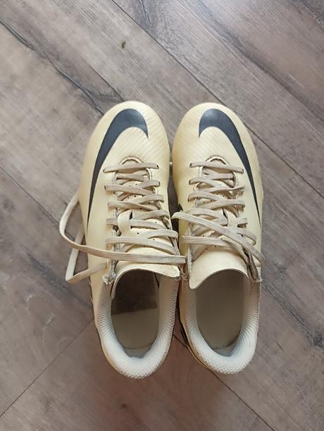 Kopačky, nike,32