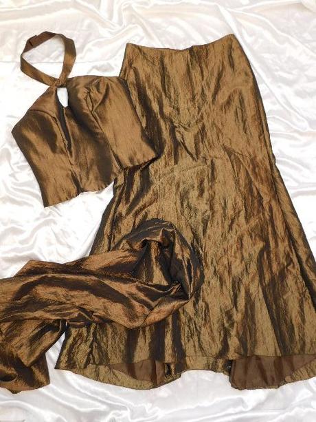 Luxusny komplet na spoločensku udalost, 42