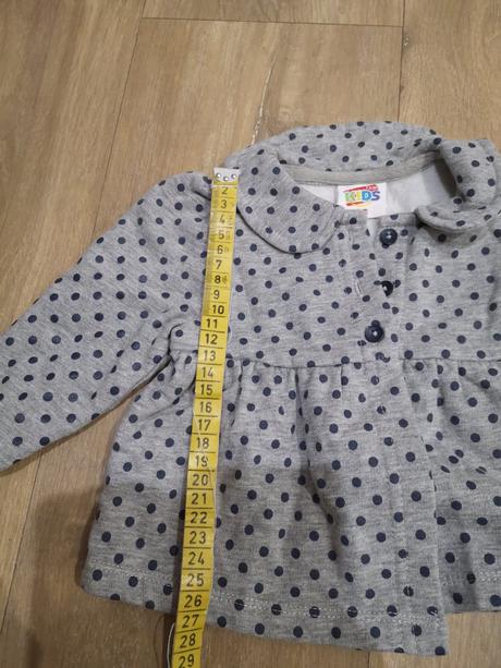 Teplejsi kabatik, 68