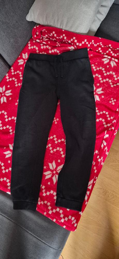 Teplaky 122/128, 122