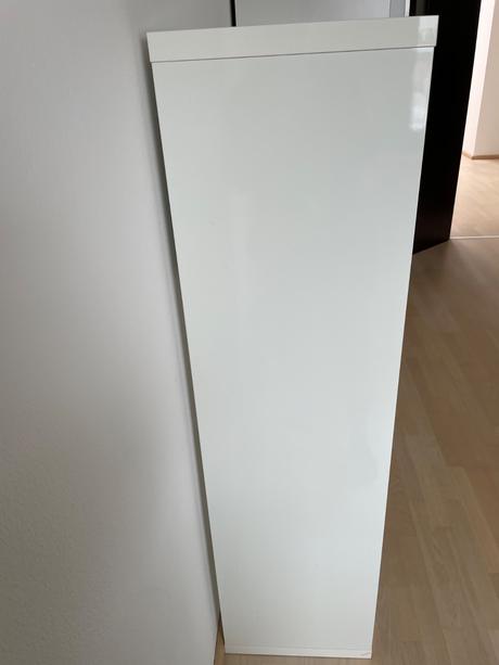 Policova skrinka ikea kallax,