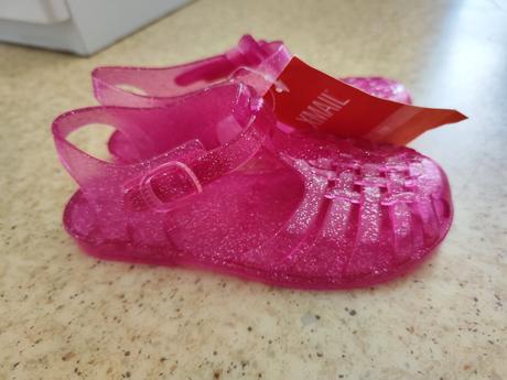 Sandálky aj do vody, 29