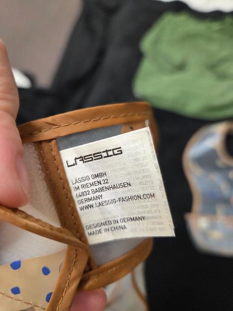 Podbradniky tchibo a lassig (3 plus 1 zadarmo), 