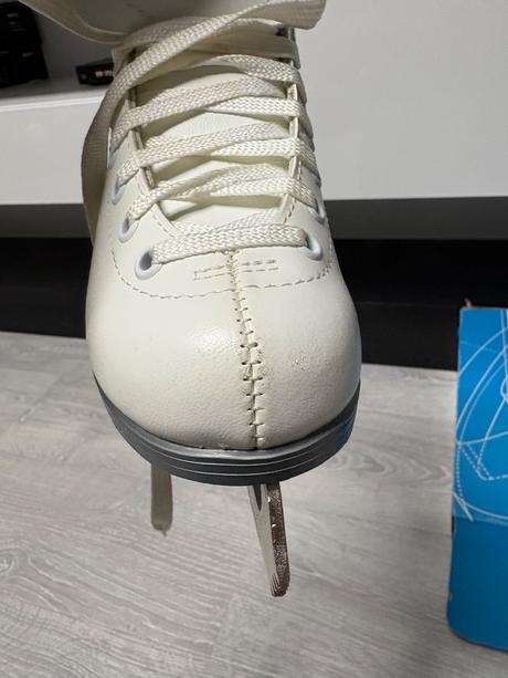 Korculena ľad  pre dievcata, botas,32