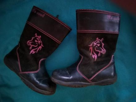 Cizmičky s koníkmi, 29