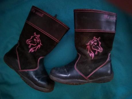 Cizmičky s koníkmi, 29