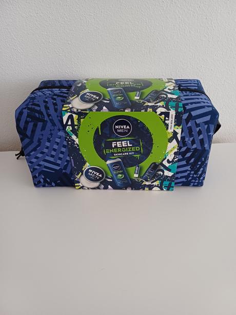 Pánska kozmetická taška nivea for men,
