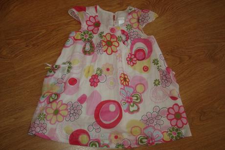 Rozkošné šatečky, 74