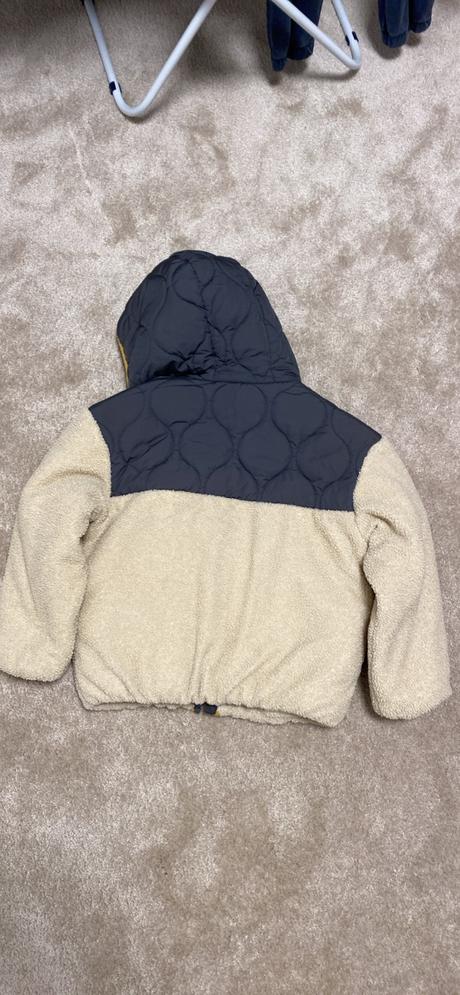 Zimná bunda benetton v.140, benetton,140