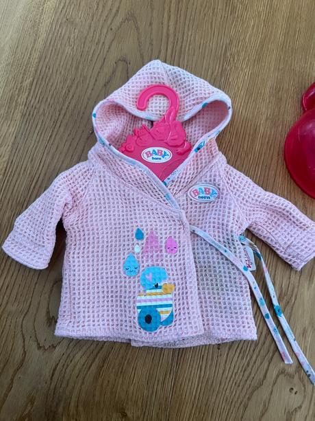 Župan a hračky do vody pre bábiku, 