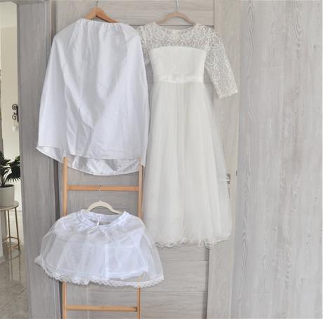 Šaty na 1.sväté prijímanie, 128