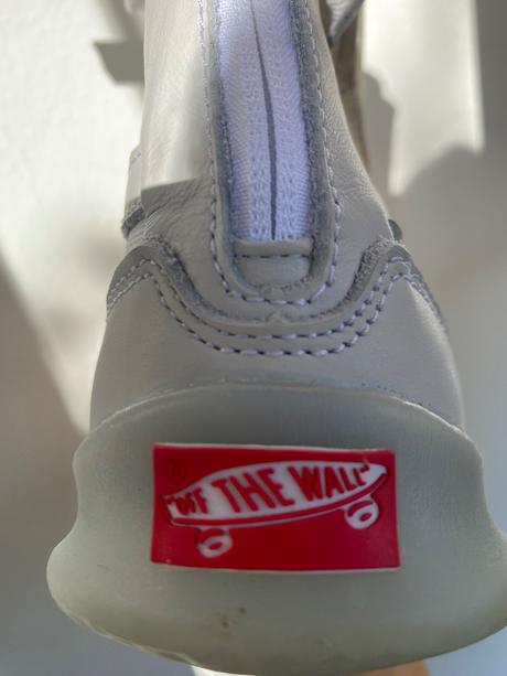 Nádherné tenisky clenkové topánky vans, vans,38