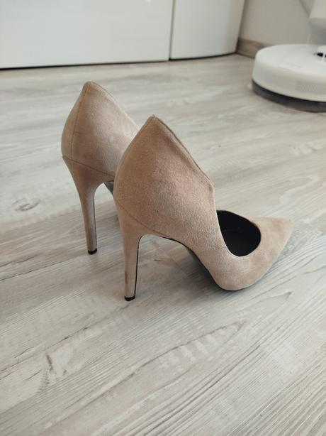 Značkové béžové lodičky , cena s poštovným, 39