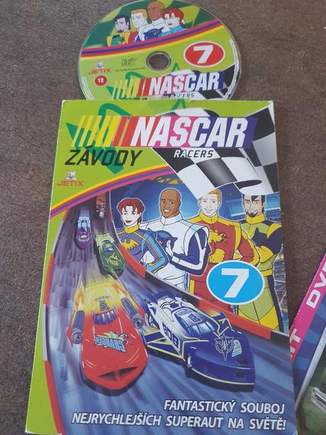 Dvd - nascar závody 7 a autíčka  3, 