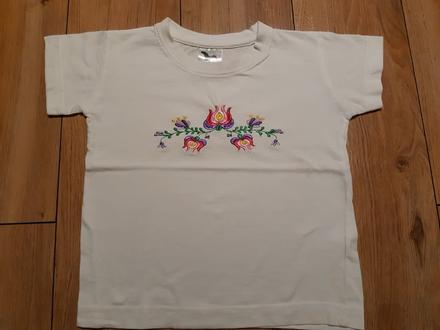 Tričko folklórne, 110