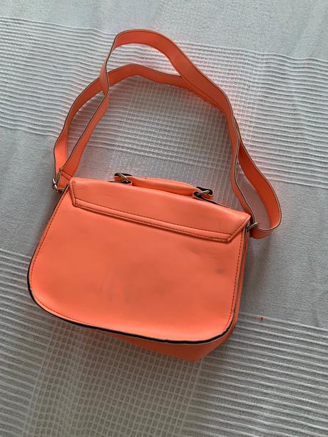 Lososová kabelka, new look