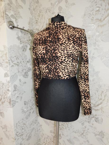 Trendy crop rolak, atmosphere,38