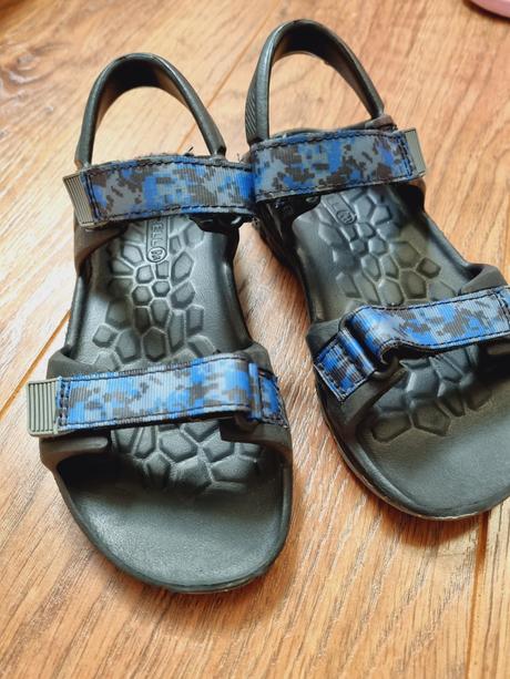 B1724 sandále, čierne, merrel,28