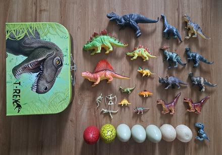 Dinosaury v kufríku, 
