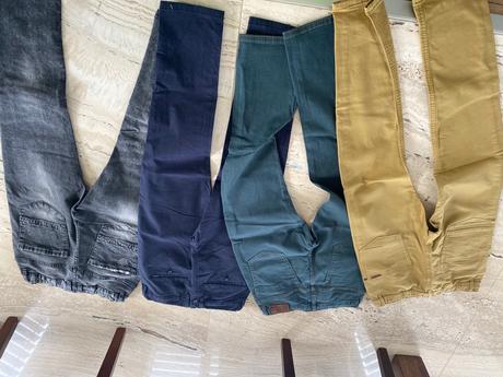 Chlapcenske rifle a nohavice, 146