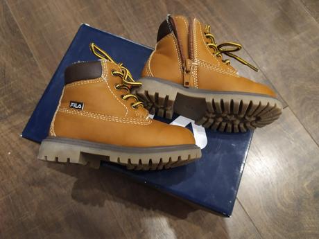 Fila vyššie topánky, fila,21