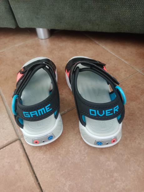 Detské sandale, skechers,35