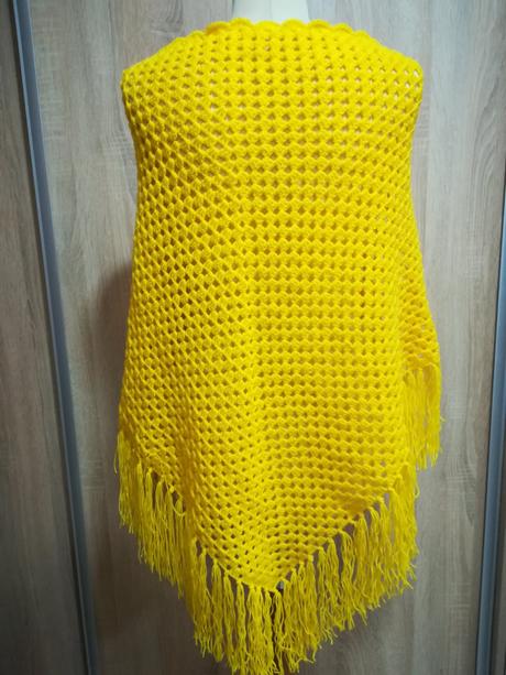 Háčkovaná šatka 55,