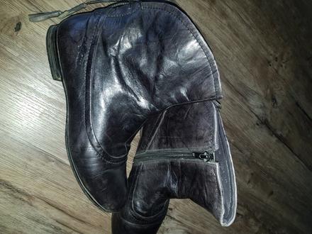 Kotnikove topanky bugatti, 39