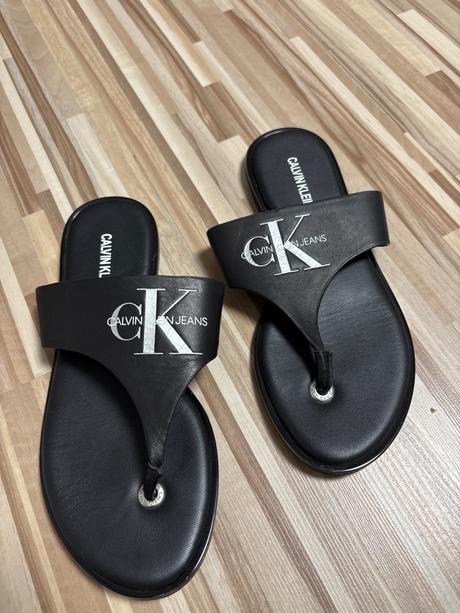 Ck kožené žabky č.37, 37